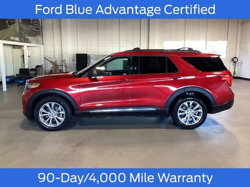 Certified 2020 Ford Explorer XLT w/ Equipment Group 202A image 3