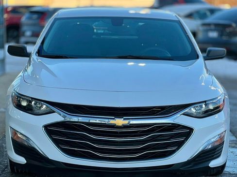 Used 2020 Chevrolet Malibu LS image 33