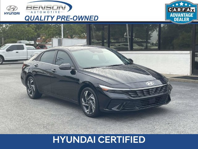 Used 2025 Hyundai Elantra Limited FWD image 1