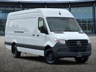New 2025 Mercedes-Benz Sprinter 3500 video 2