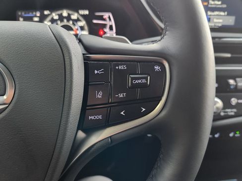 Certified 2025 Lexus ES 350 w/ Premium Package FWD image 29
