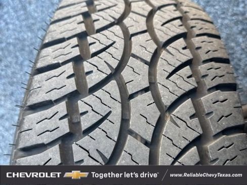 Used 2020 Nissan Frontier SV w/ Midnight Edition Floor Mats image 29