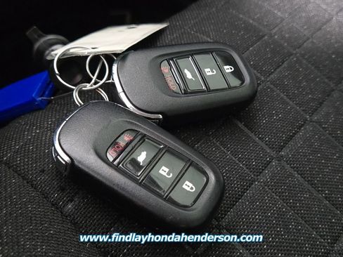 Certified 2023 Honda HR-V LX image 31