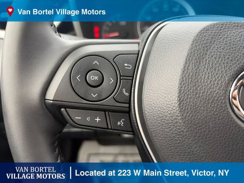 Used 2022 Toyota Corolla SE image 14