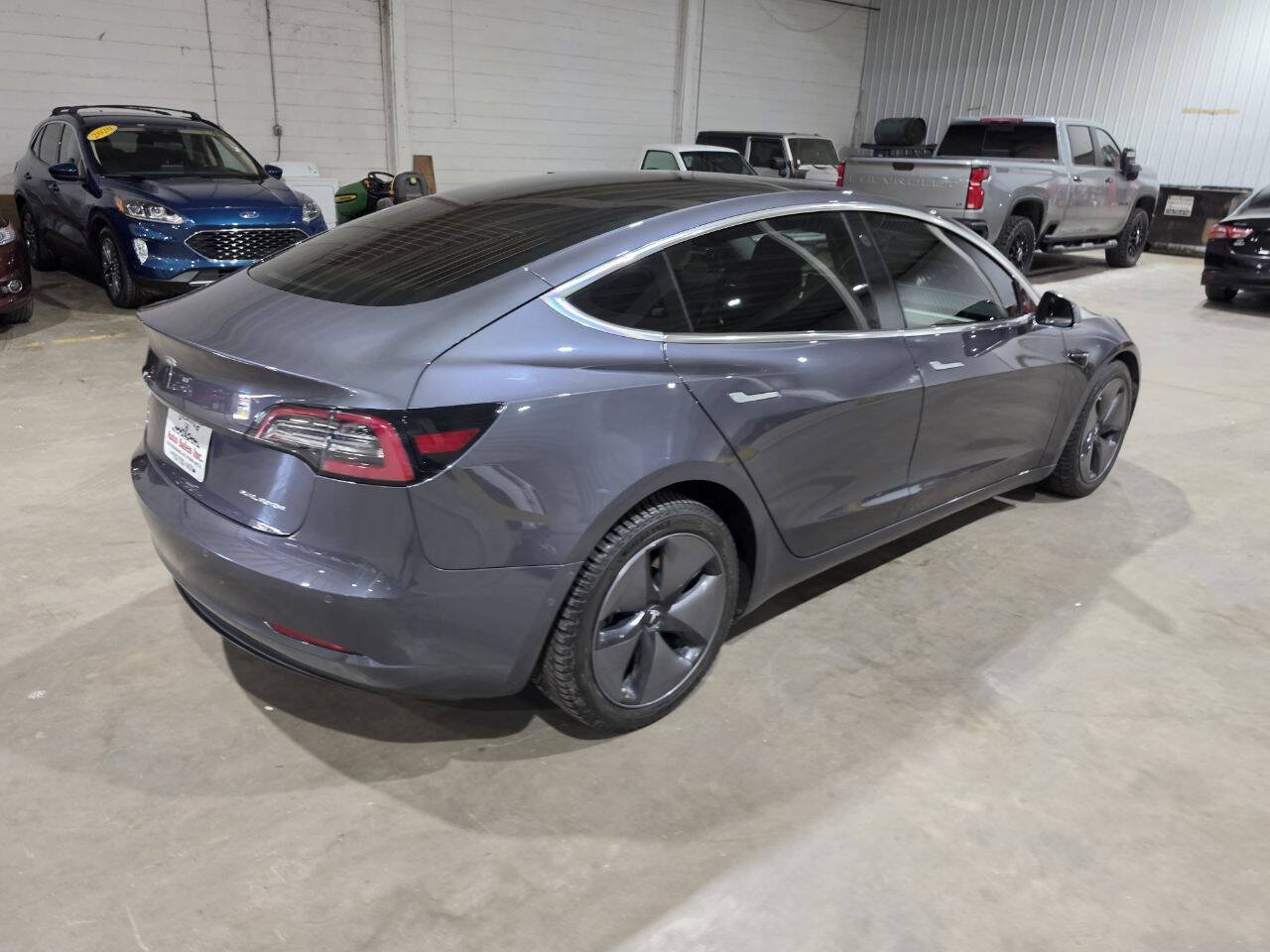 Used 2018 Tesla Model 3 Long Range AWD/4WD image 11