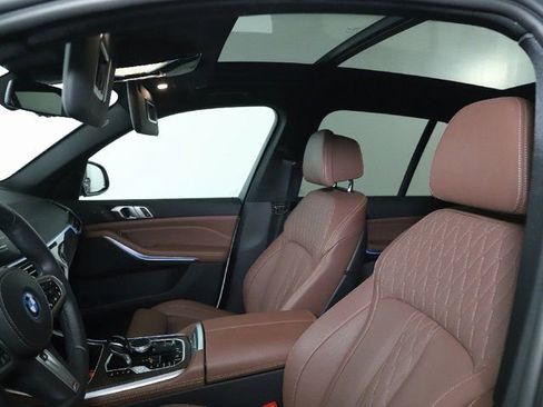 Certified 2022 BMW X5 xDrive45e w/ M Sport Package image 23