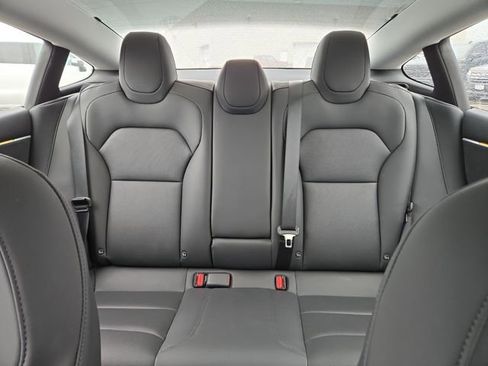 Used 2025 Tesla Model 3 Long Range image 28