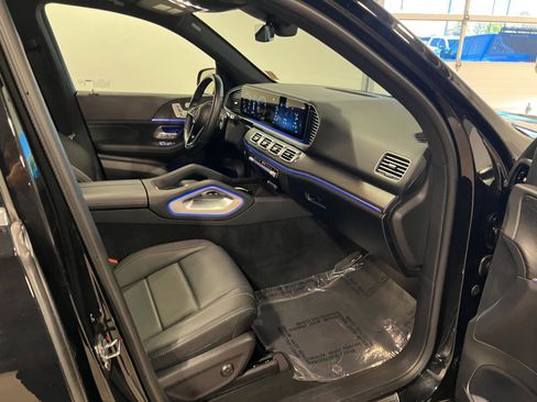 Used 2025 Mercedes-Benz GLE 350 4MATIC image 40