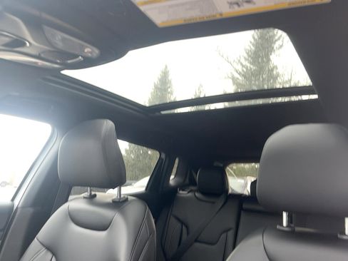 New 2026 Jeep Compass Limited w/ Sun, Sound & Navigation Group image 16