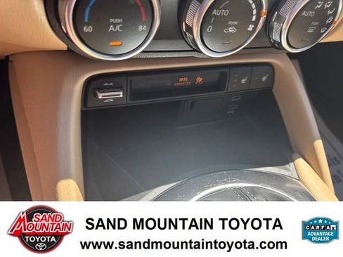 Used 2024 MAZDA MX-5 Miata RF Grand Touring RWD image 17