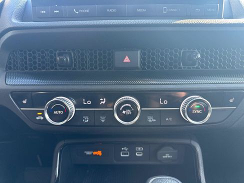 Used 2023 Honda CR-V EX image 18