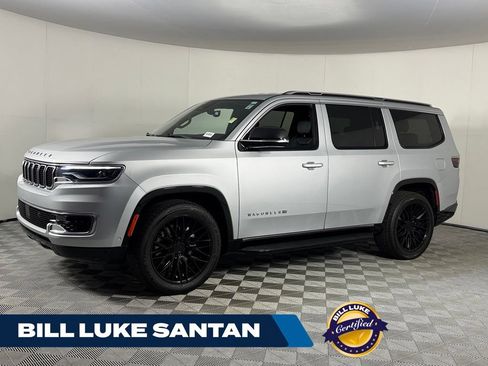 Used 2024 Jeep Wagoneer 2WD image 1