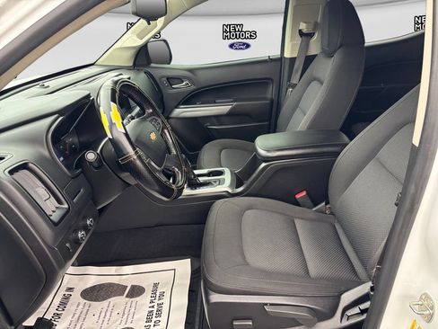 Used 2019 Chevrolet Colorado LT w/ LT Convenience Package AWD/4WD image 10