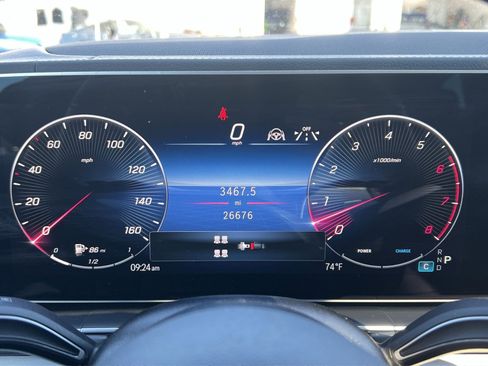 Used 2025 Mercedes-Benz GLS 450 4MATIC image 25