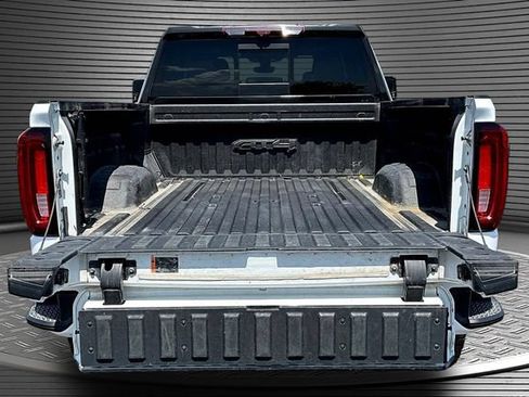 Used 2021 GMC Sierra 2500 AT4 w/ AT4 Premium Plus Package AWD/4WD image 7