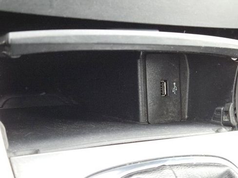 Used 2018 Ford Edge SEL image 6