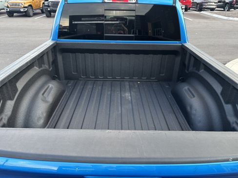 Used 2020 RAM 1500 Big Horn AWD/4WD image 40