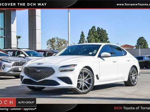 Used 2022 Genesis G70 3.3T image 1