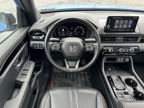 Used 2023 Honda Pilot TrailSport image 12