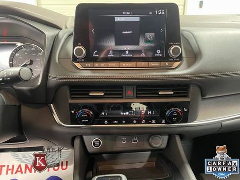 Used 2023 Nissan Rogue SV w/ SV Premium B Package image 17