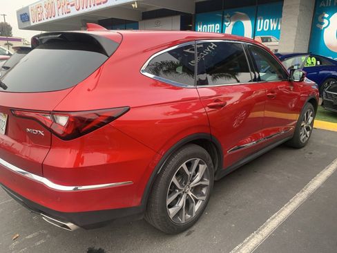 Used 2022 Acura MDX FWD w/ Technology Package image 6