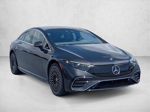Certified 2023 Mercedes-Benz EQS 580 4MATIC Sedan image 3