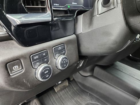 Used 2024 GMC Sierra 2500 SLE w/ SLE Value Package; image 44