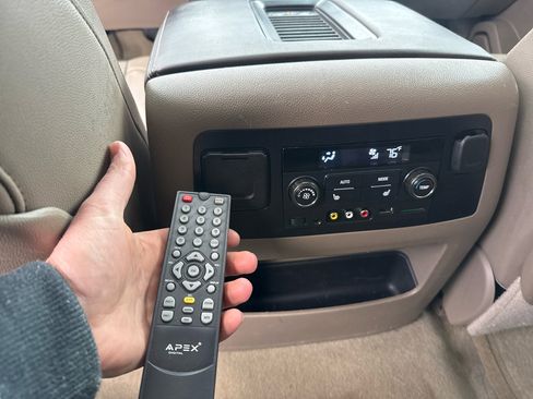 Used 2016 Chevrolet Tahoe LTZ image 38