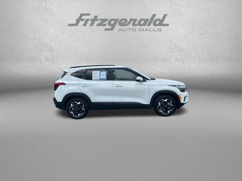 Used 2025 Kia Seltos EX w/ EX Sunroof Package AWD/4WD image 8