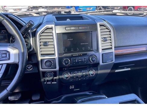 Used 2016 Ford F150 Lariat AWD/4WD image 7