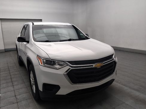 Used 2018 Chevrolet Traverse LS FWD image 13