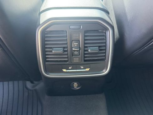 Used 2018 Porsche Macan S AWD/4WD image 18
