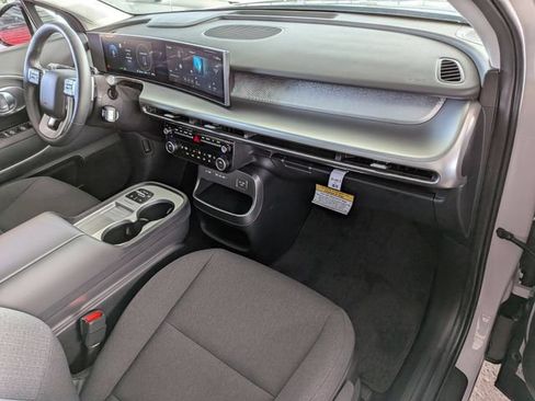 Used 2026 Hyundai Ioniq 9 S RWD image 33