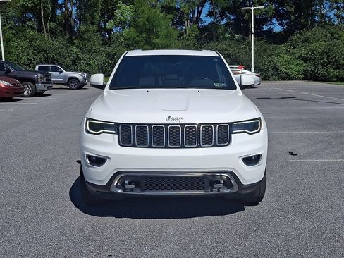 Used 2018 Jeep Grand Cherokee Limited AWD/4WD image 2