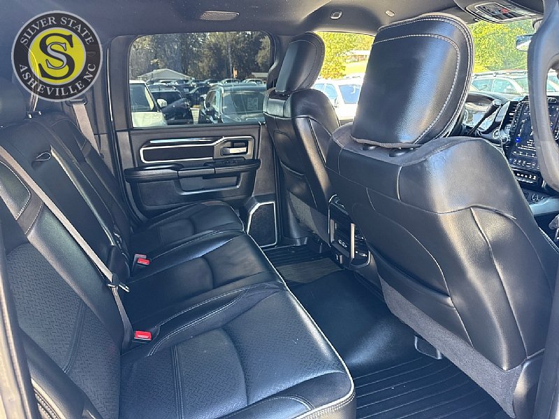 Used 2019 RAM 2500 Laramie w/ Night Edition AWD/4WD image 15