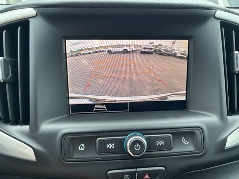 Used 2024 GMC Terrain SLE FWD image 20