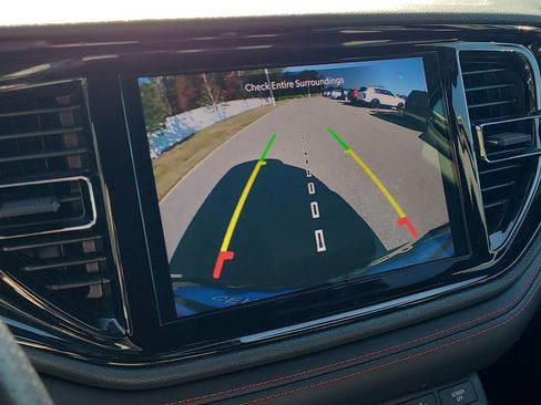 Used 2024 Dodge Durango GT image 28