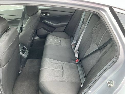 Used 2025 Honda Accord Sport image 13