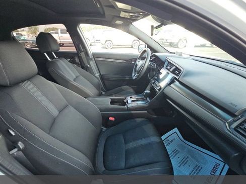 Used 2019 Honda Civic EX image 7