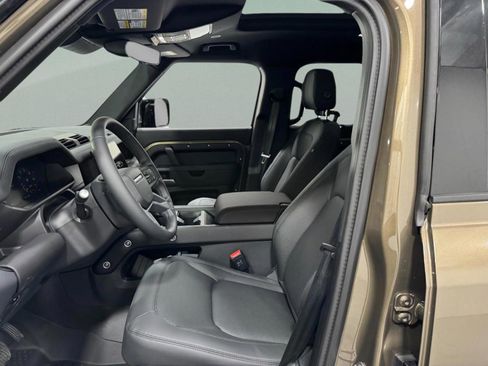 New 2026 Land Rover Defender 110 S image 25