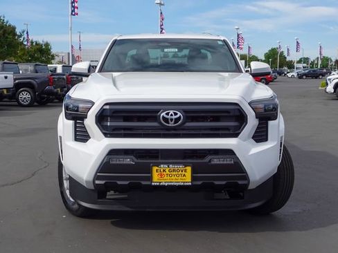 New 2026 Toyota Tacoma SR5 AWD/4WD image 3
