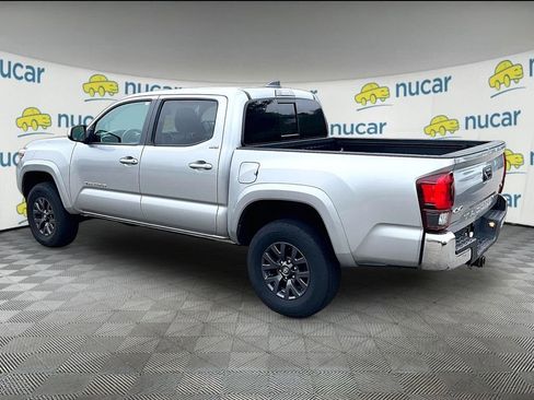Certified 2023 Toyota Tacoma SR5 AWD/4WD image 3