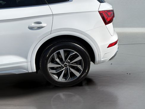 Used 2024 Audi Q5 2.0T Premium Plus AWD/4WD image 8