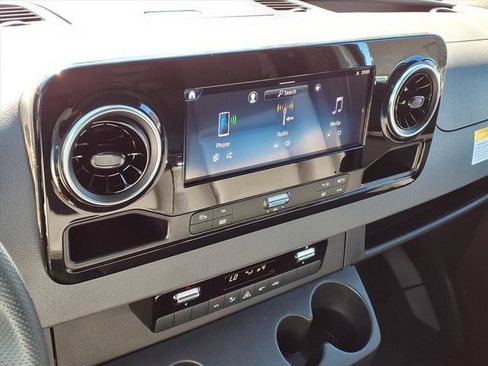 New 2026 Mercedes-Benz Sprinter 2500 image 5