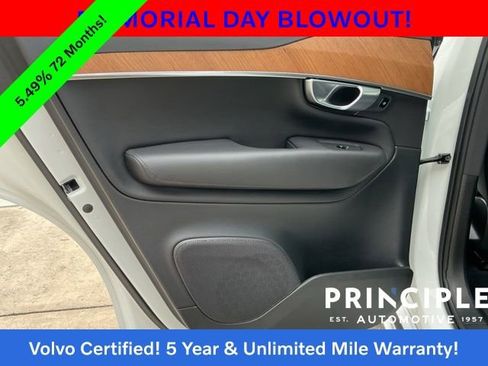 Certified 2023 Volvo XC90 B5 Plus AWD/4WD image 33