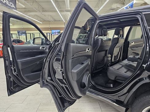 Used 2014 Jeep Grand Cherokee Summit image 16