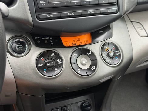 Used 2012 Toyota RAV4 Limited w/ Premium Plus Value Pkg AWD/4WD image 29