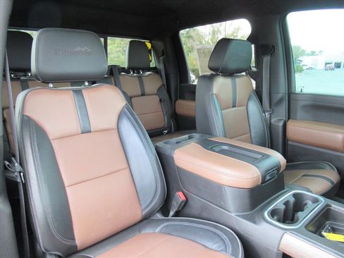 Used 2021 Chevrolet Silverado 3500 High Country w/ Z71 Off-Road Package image 10