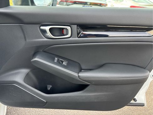 Certified 2023 Honda Civic Touring image 29