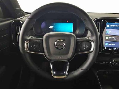 Certified 2023 Volvo C40 P8 Recharge Ultimate image 22